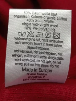 Strickkleid                            Größe                40