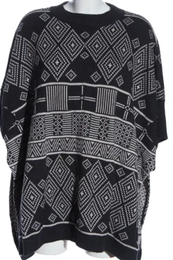 Strickponcho                            Größe                34