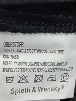 Trachtenbluse                            Größe                46