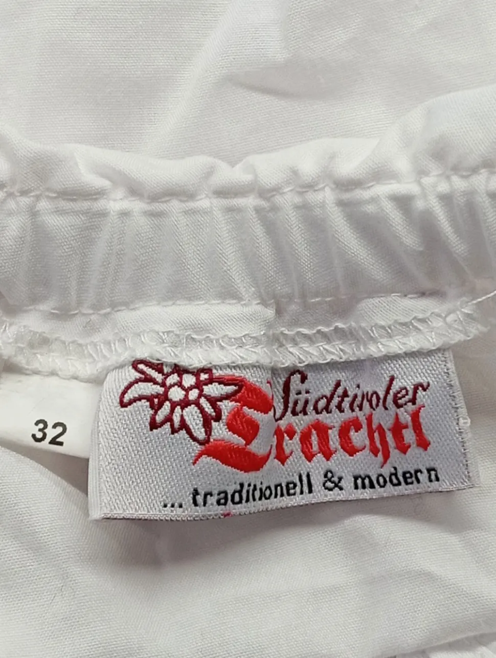 Trachtenbluse Größe 32