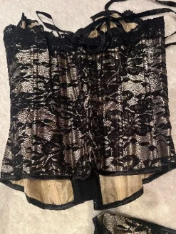 Trachtenmieder                            Größe                36