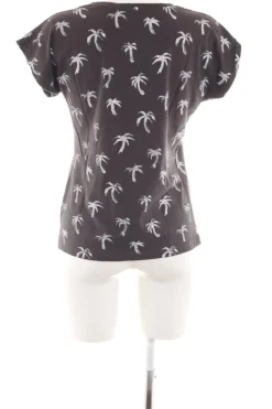 T-Shirt                            Größe                34