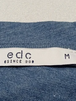 T-Shirt                            Größe                38