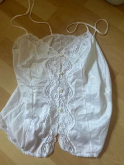 Unterteil                            Größe                38