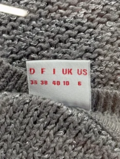 V-Ausschnitt-Pullover                            Größe                36