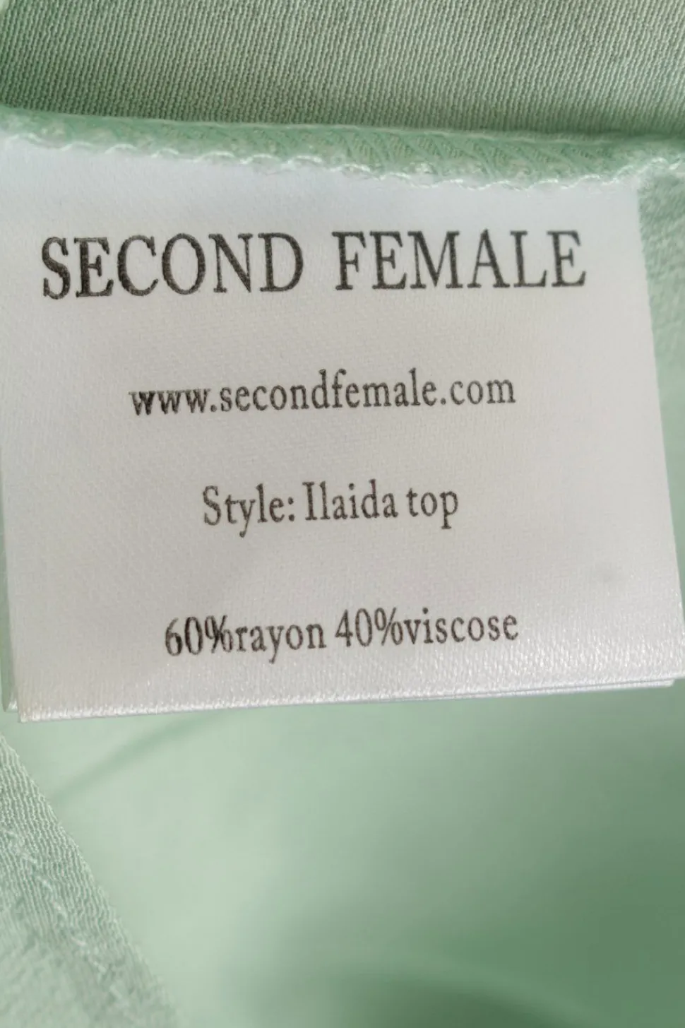 V-Ausschnitt-Shirt Größe 36